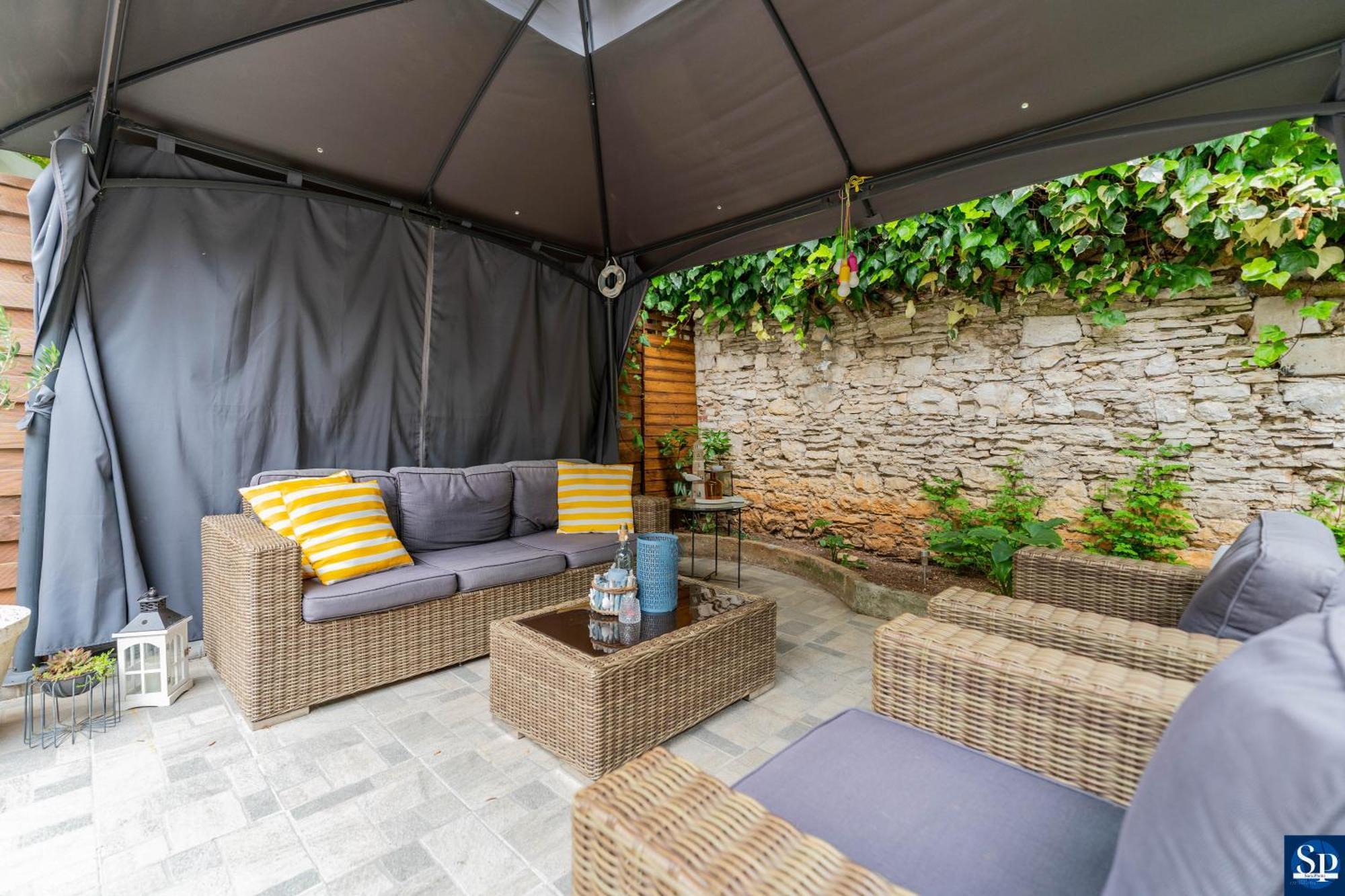 PUY Colosseum Garden Studio Apartments מראה חיצוני תמונה