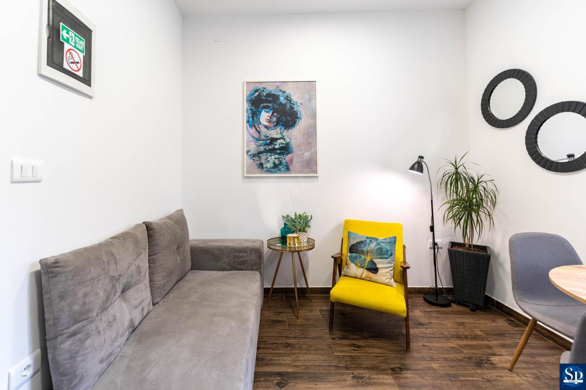 PUY Colosseum Garden Studio Apartments מראה חיצוני תמונה