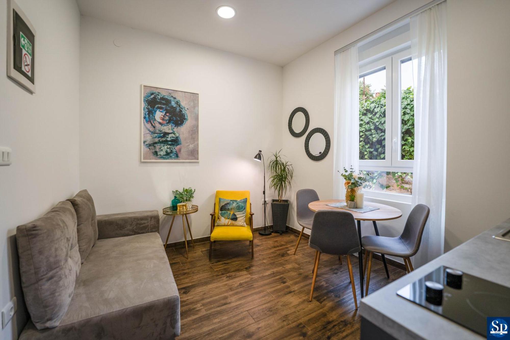 PUY Colosseum Garden Studio Apartments מראה חיצוני תמונה