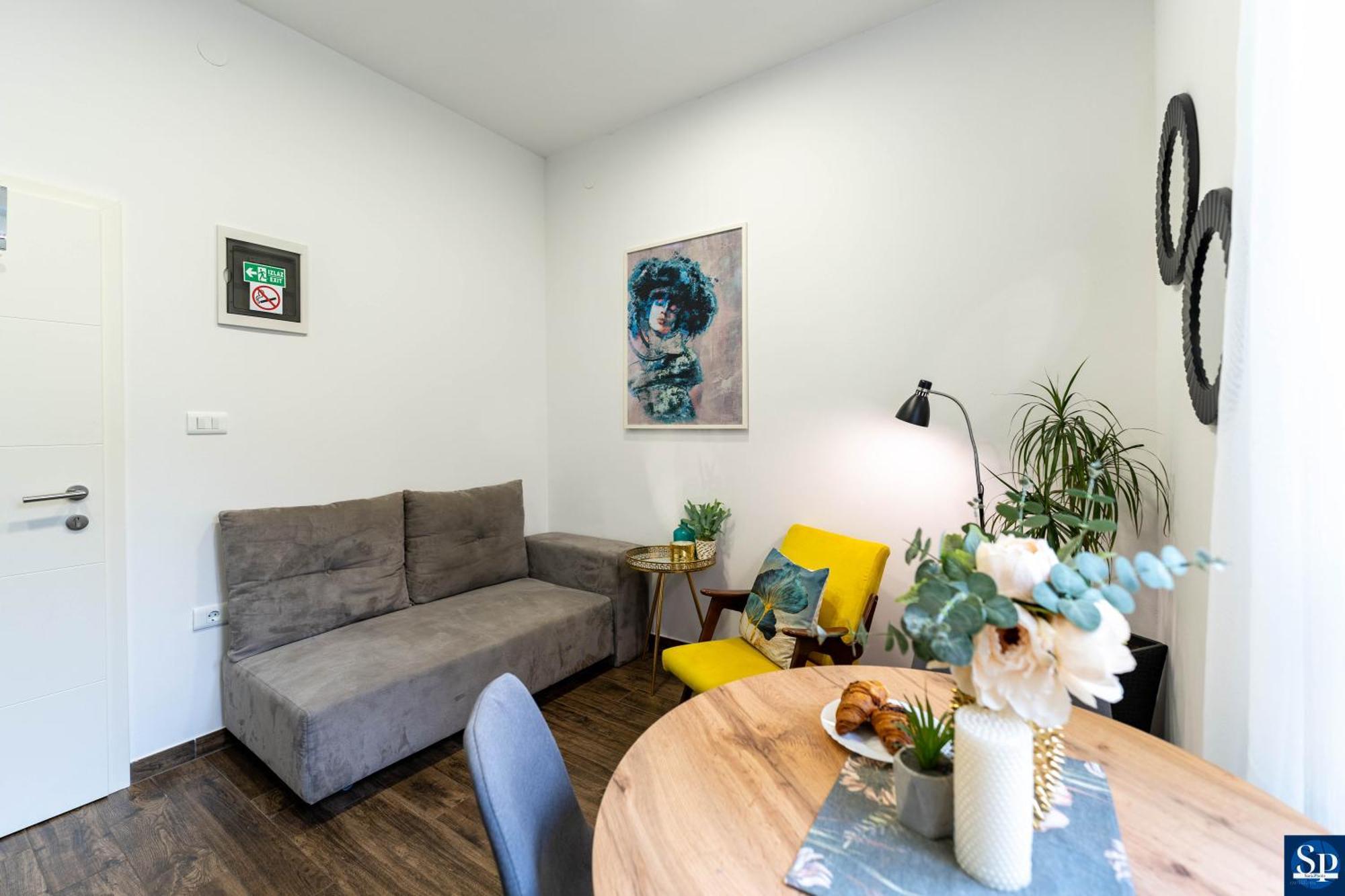 PUY Colosseum Garden Studio Apartments מראה חיצוני תמונה